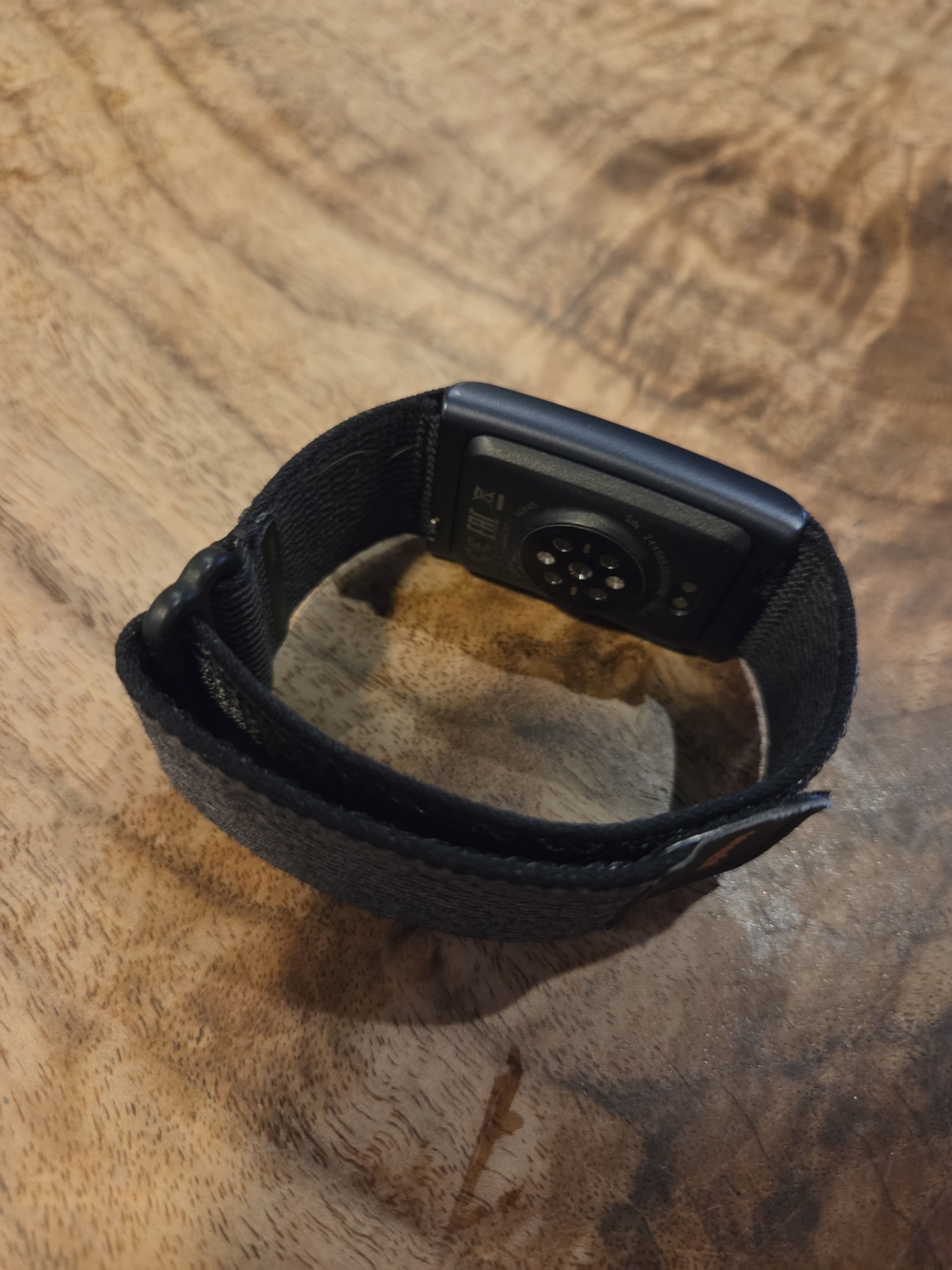 Amazfit Black Fitness Tracker Wristband - Picture 3 of 4